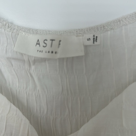 Summer Top 3 - Picture 4 of 5